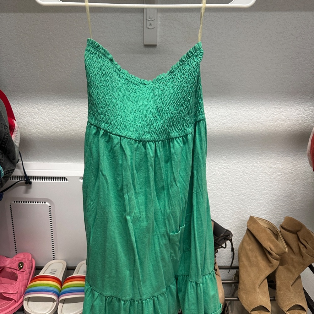 Random dresses - Picture 6 of 16